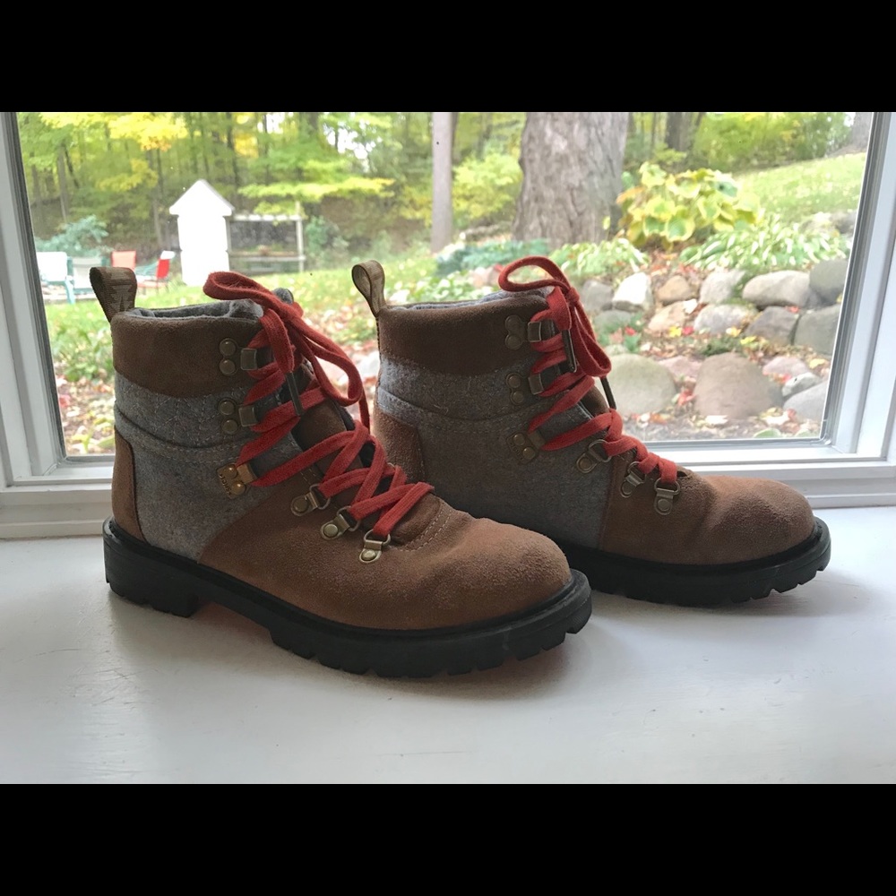 Toms boots